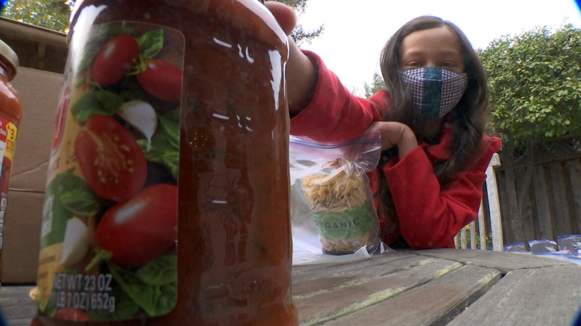Palo Alto Girl Distributes ‘Italian Dinner Kits’ for Families in Need – NBC Bay Area Palo Alto Girl Distributes ‘Italian Dinner Kits’ for Families in Need – NBC Bay Area