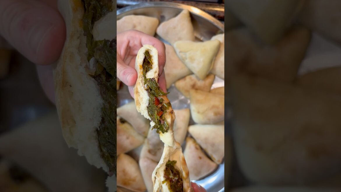 #معجنات #سبانخ #سبانخ #اكل_بيتي #فطاير #فطاير #طبخ_بيتي #مذاق_البيت #SpinachPies #HomemadeGoodness