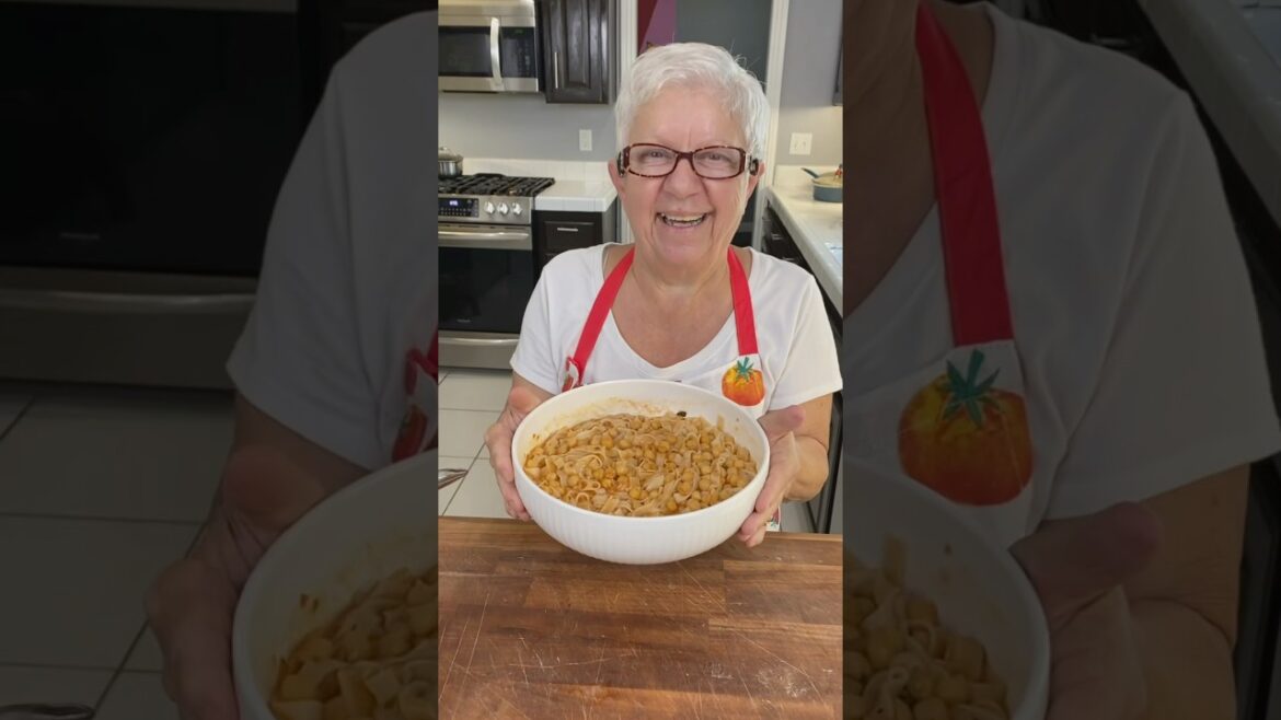 Pasta e ceci #pastaececi #soup #cooking #food #cook #homemade #pasta #italy #recipe Pasta e ceci #pastaececi #soup #cooking #food #cook #homemade #pasta #italy #recipe