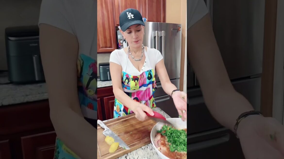 Tajin de Pollo Marroquí #laregiacharlton #cocina #mujer Tajin de Pollo Marroquí #laregiacharlton #cocina #mujer