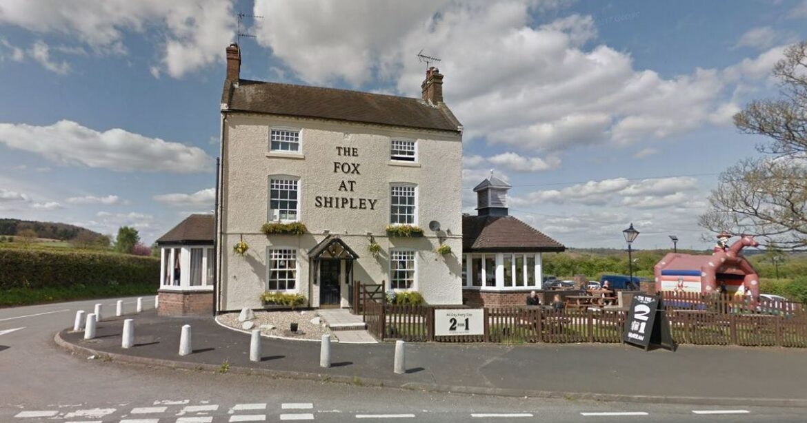 Pub defends ‘rip off’ Christmas dinner cost after ‘food prices increase dramatically’ Ipso logo