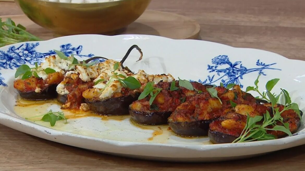 Μελιτζάνες γεμιστές με φασόλια γίγαντες ελέφαντες Πρεσπών και ντομάτα | Ανδρέας Λαγός