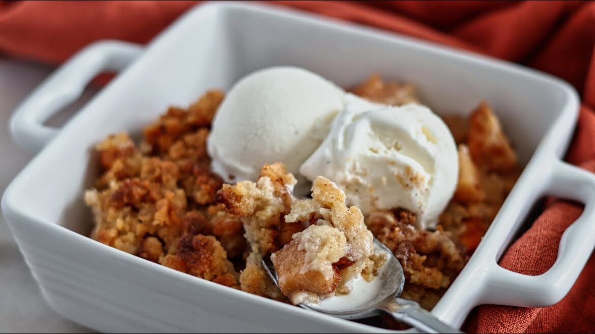 Easy Gluten-Free Apple Crumble Recipe Anyone Can Make