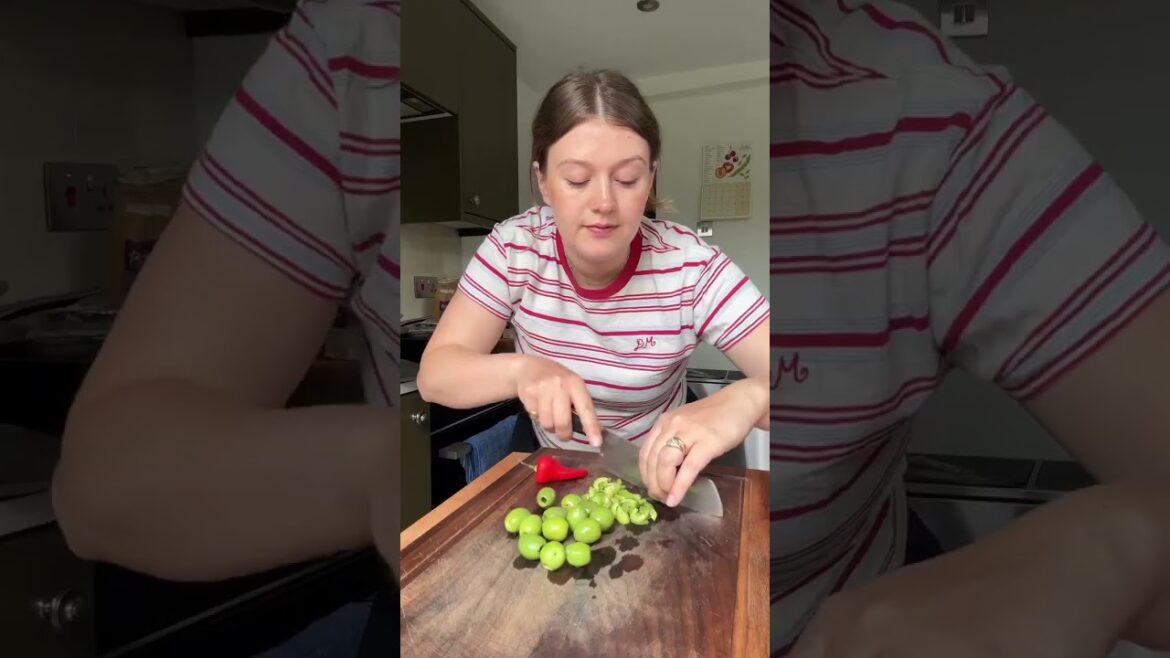 AD Crispy Prosciutto, Melon and Nocellara Olive Salad