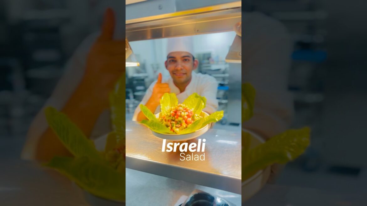 Israeli salad.#chef #food #foodlover #salad #dinner #shorts #youtubeshorts #foodvlog #trending