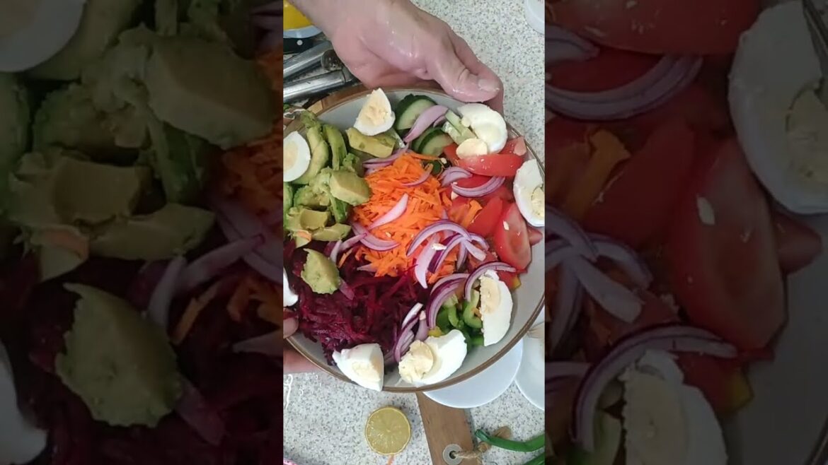 Salads - I'm making a healthy Salad For Dinner After Work!