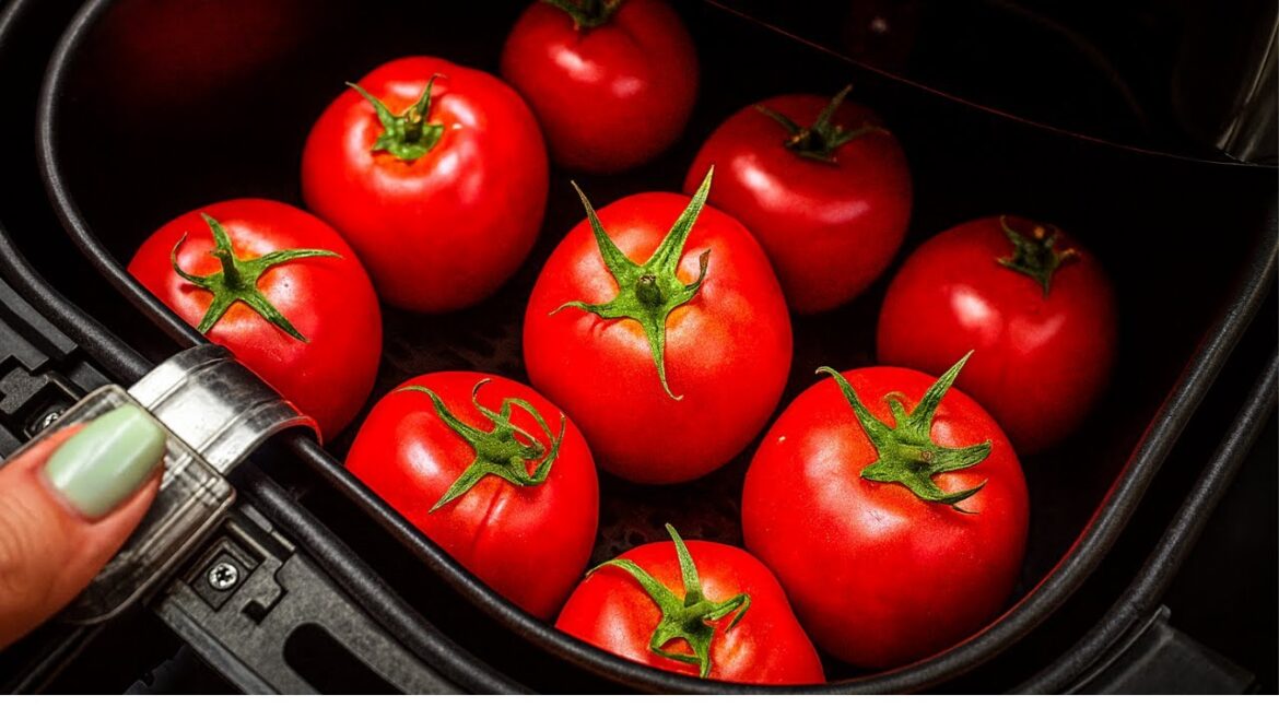 I placed 9 tomatoes in the air fryer. I recommend you give it a try! I placed 9 tomatoes in the air fryer. I recommend you give it a try!