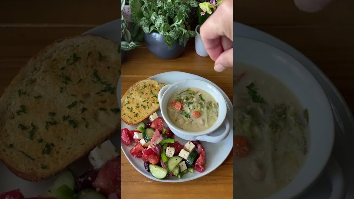 A cozy lunch for the first day of fall. #veganrecipes A cozy lunch for the first day of fall. #veganrecipes