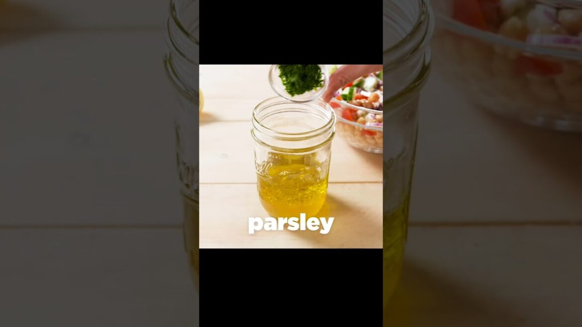 MEDITERRANEAN CHICKPEA SALAD MEDITERRANEAN CHICKPEA SALAD