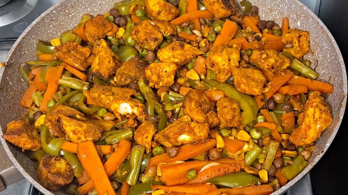 High-protein salad with chicken | Healthy salad recipes for weight loss