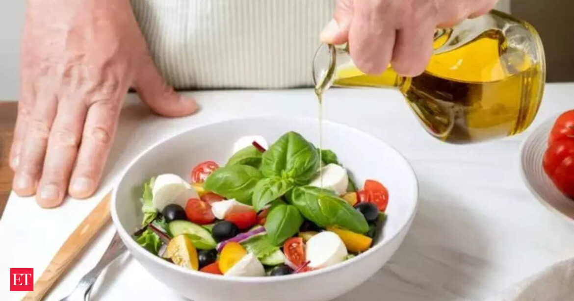 Mediterranean diet: Mediterranean diet not just for the heart — new study links it to better oral health