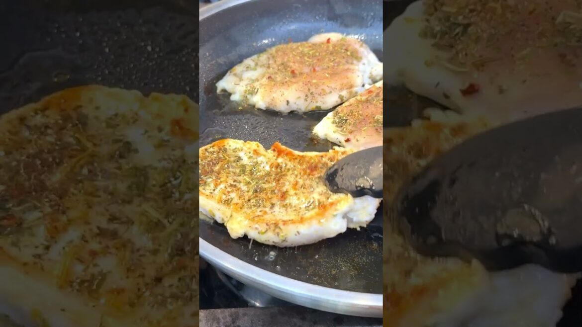 Spinach Artichoke & Chicken Stuffed Spaghetti Squash #shorts