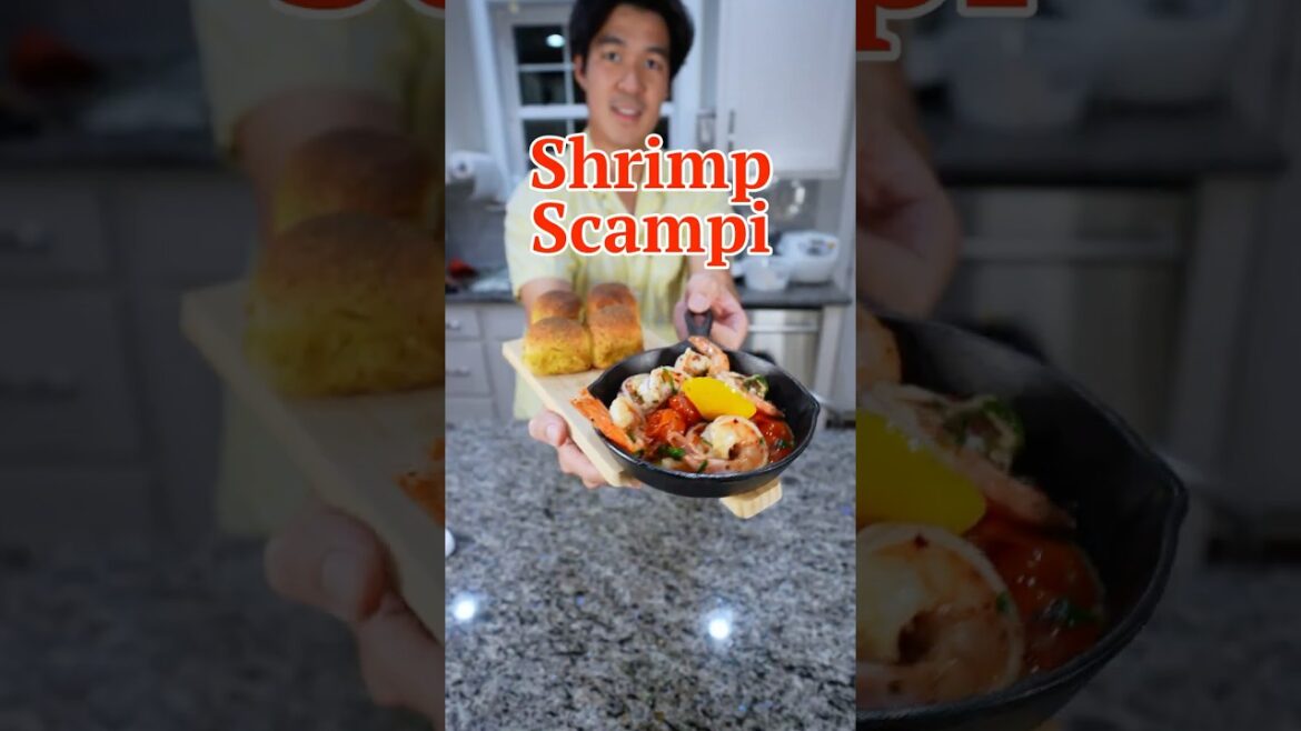 Shrimp Scampi (w/ garlic bread) for your quick dinner Shrimp Scampi (w/ garlic bread) for your quick dinner