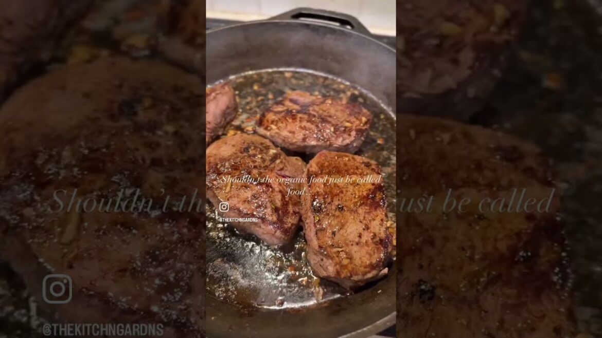 There’s nothing like hummus and pita bread from scratch!