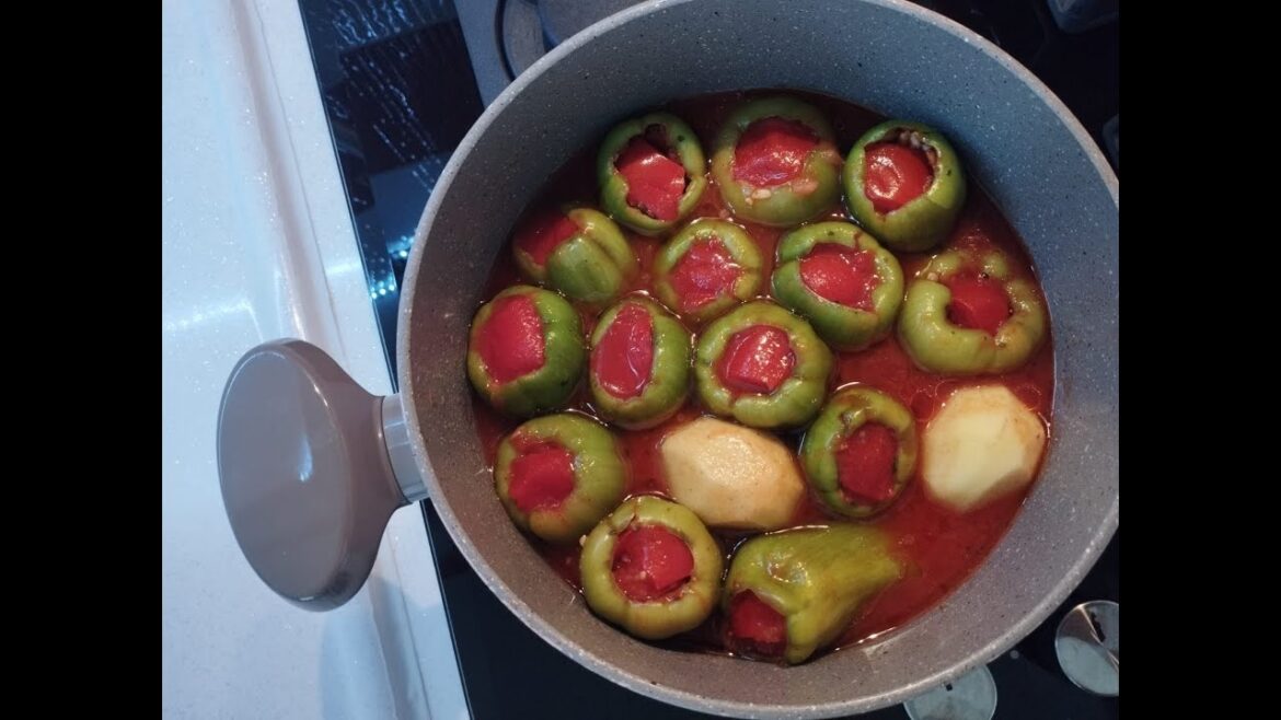 “Lokum Gibi Pişen Nefis Biber Dolması Tarifi | Anne Usulü Lezzet”