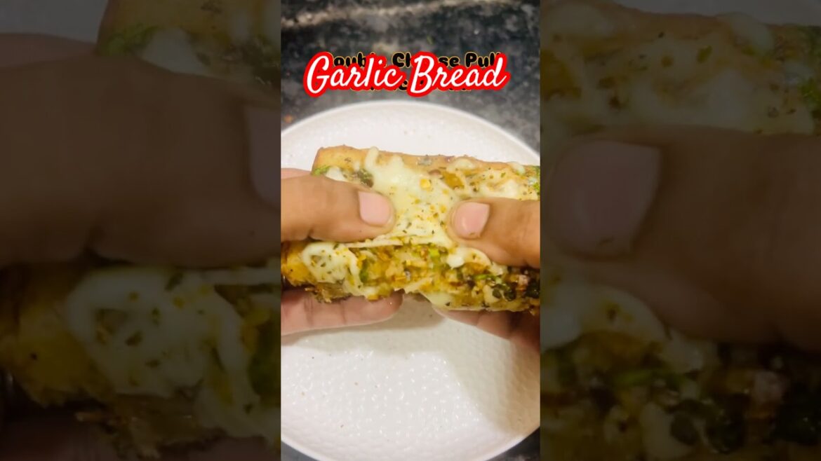 Double Cheese Pull Garlic Bread #shorts #trending #recipe #cooking #youtubeshorts #viral #cheese