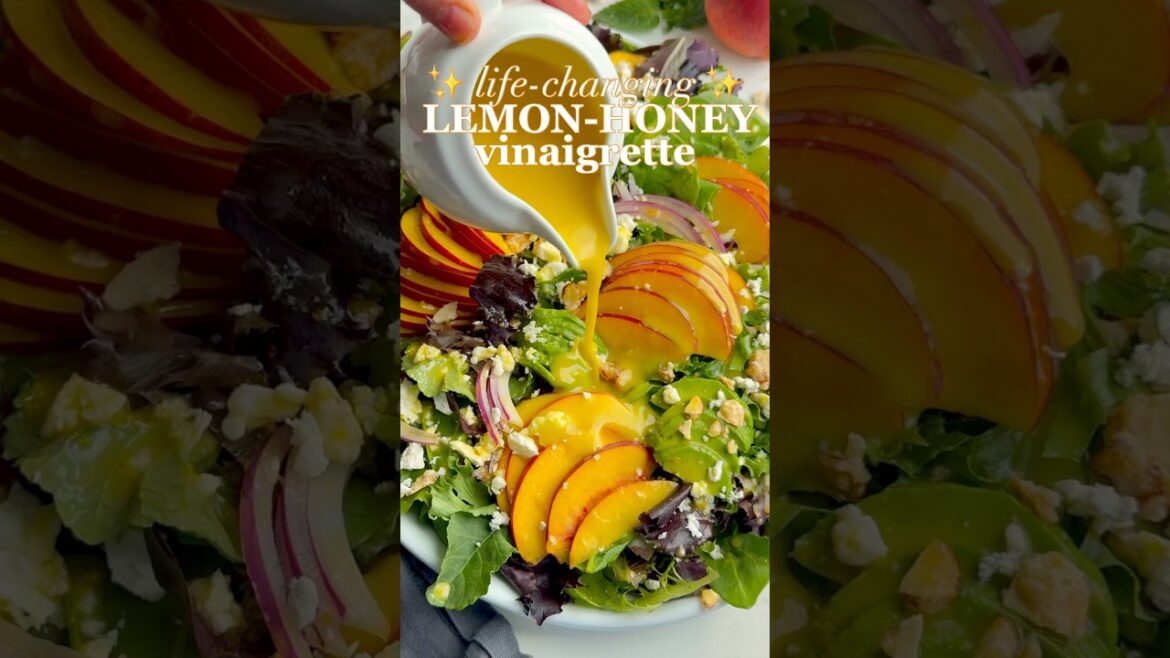 Peach Salad: Click the link in my bio and then select the photo to get the recipe ❤️