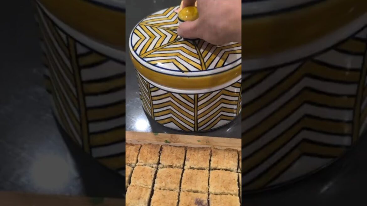 Ma'amul ( dates cookies )  - The quick version. @gluten-mania #easyrecipes