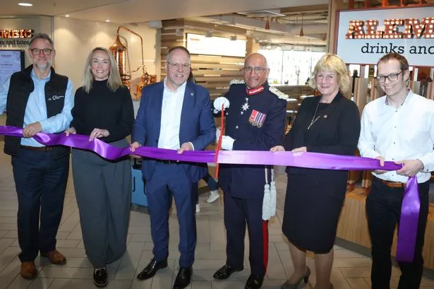 EMA's Mike Grimes, Heidi Barlow from HMSHost, EMA's Steve Griffiths, Lord Lieutenant of Leicestershire Mike Kapur, Deputy Lord Lieutenant of Leicestershire and EMA's Chris Lane open the new restaurant 