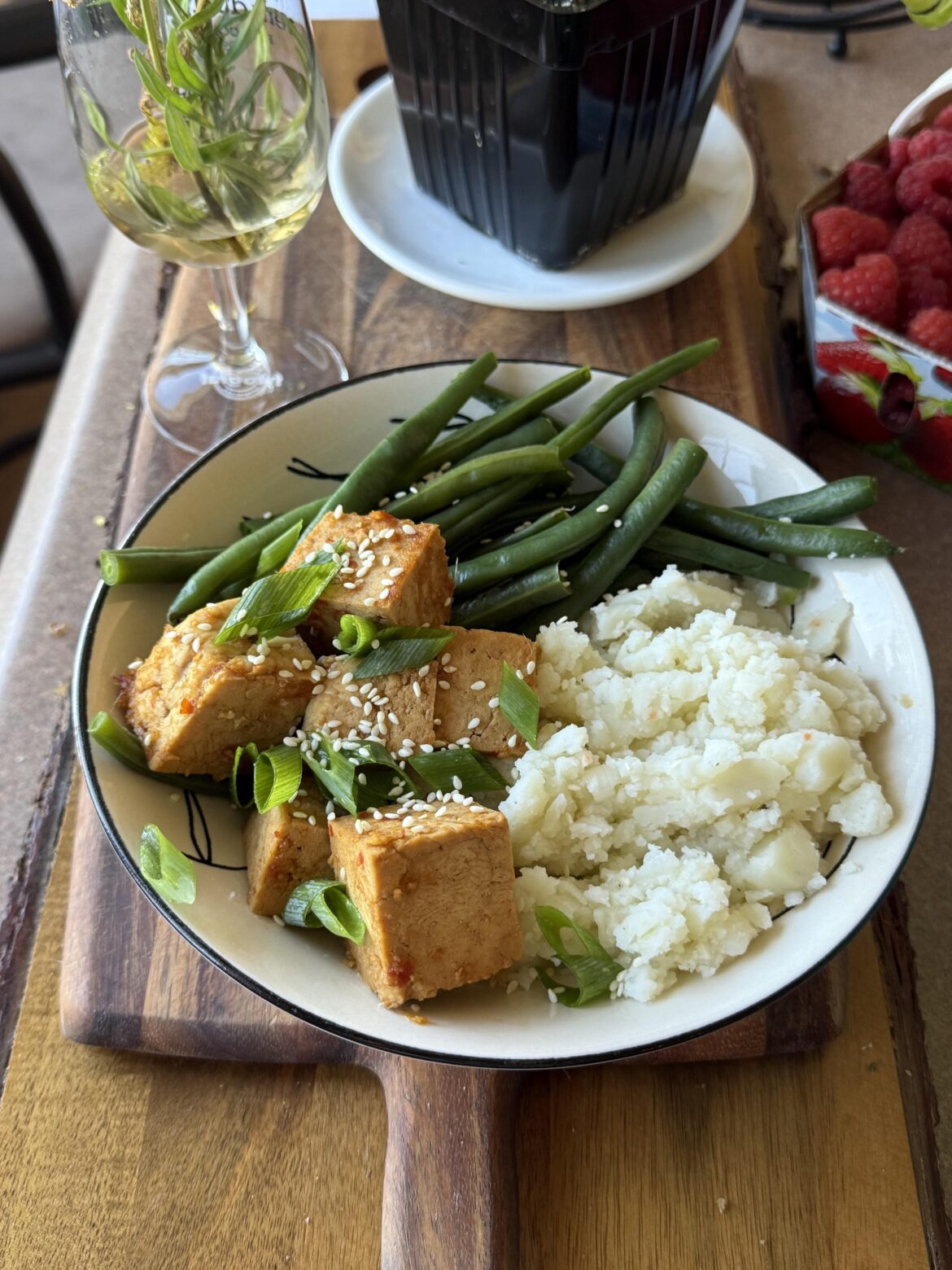 This meal was 407 kcal/30g of protein and very satisfying!