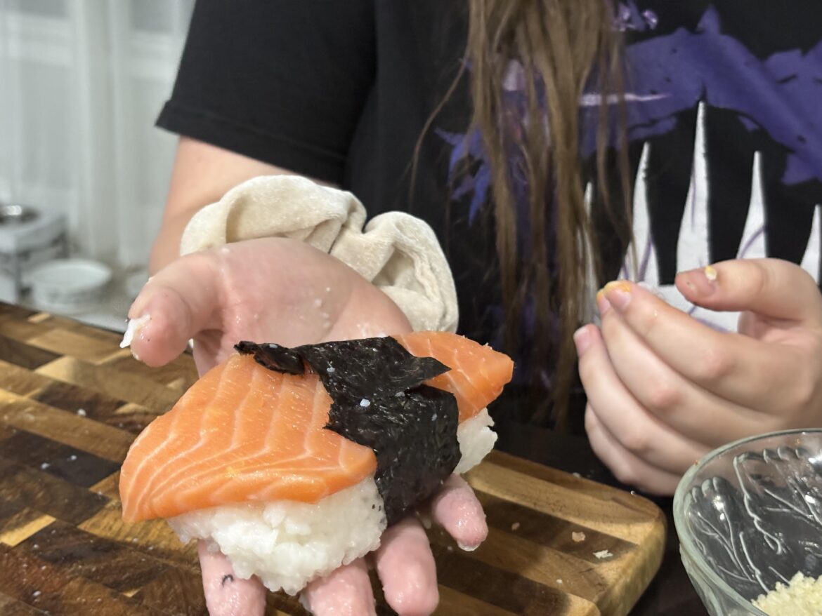 My girlfriend wanted to make a giant nigiri…