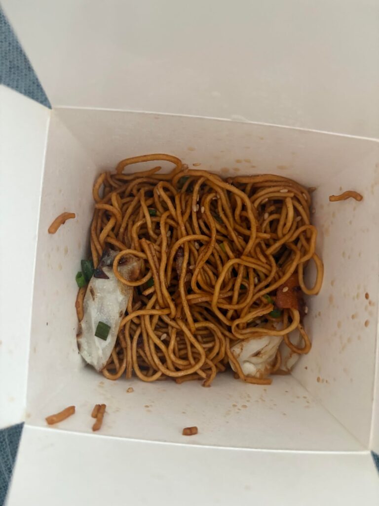 How many in this vegetable chowmein?