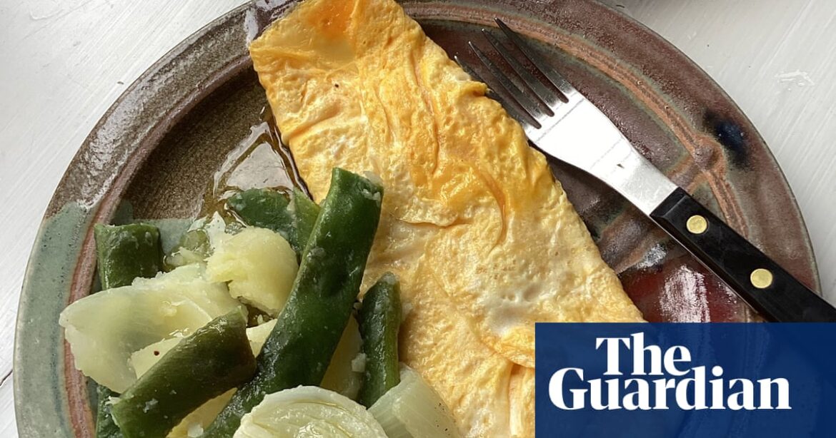 Rachel Roddy’s recipe for potatoes, onions and green beans | Vegetarian food and drink