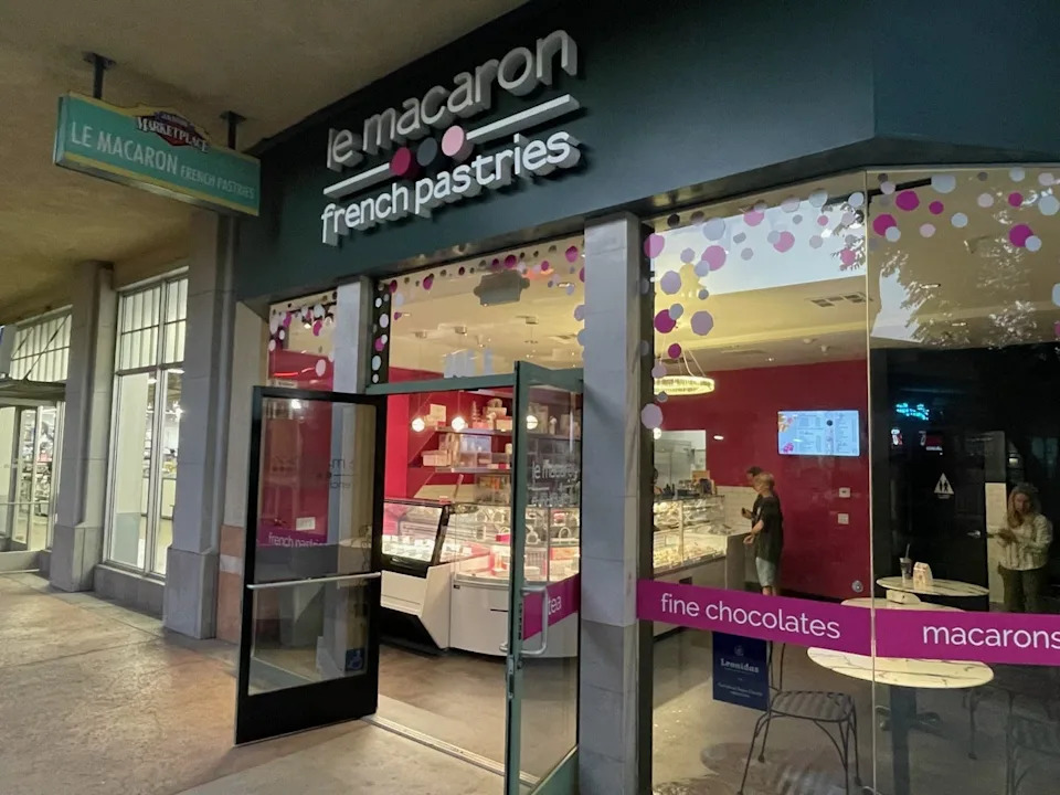 Le Macaron French Pastries opened August 2025 in Thousand Oaks.