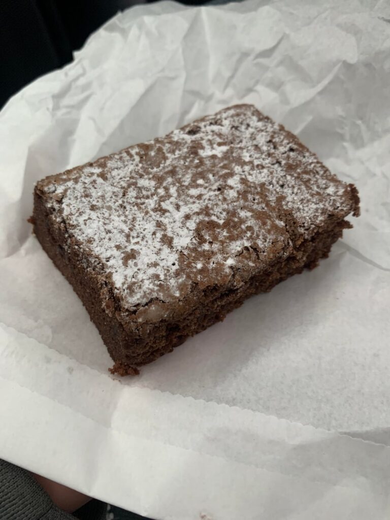 the best brownie to ever exist? pound coin for reference