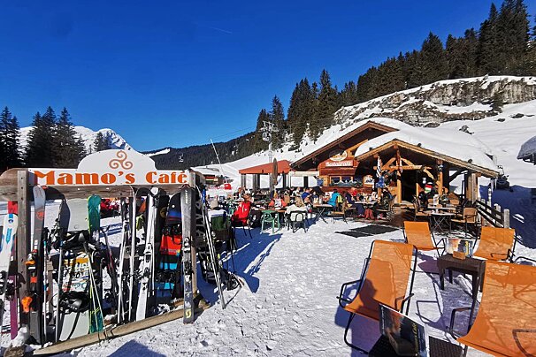 the exterior at Mamo's cafe Lindarets, Avoriaz