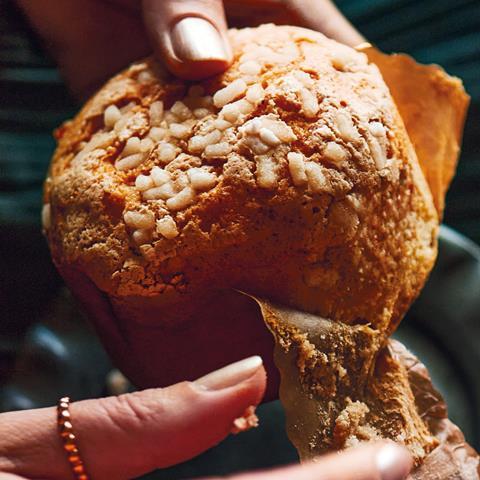 W_CHRISTMAS25_NO.1-MINI-SICILIAN-ORANGE-NOCCIOLATO-PANETTONE_A_HIRES