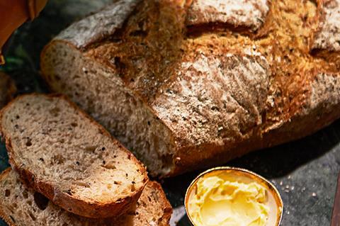 WP_CHRISTMAS25_CHRISTMASBLOOMER_A_LOWRES