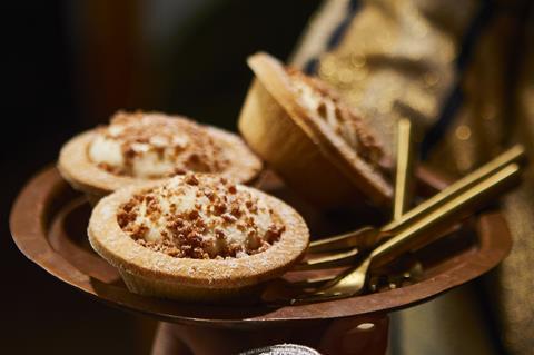 W_CHRISTMAS25_NO.1-4-BRANDY-BUTTERCREAM-MINCE-PIES_A_HIRES