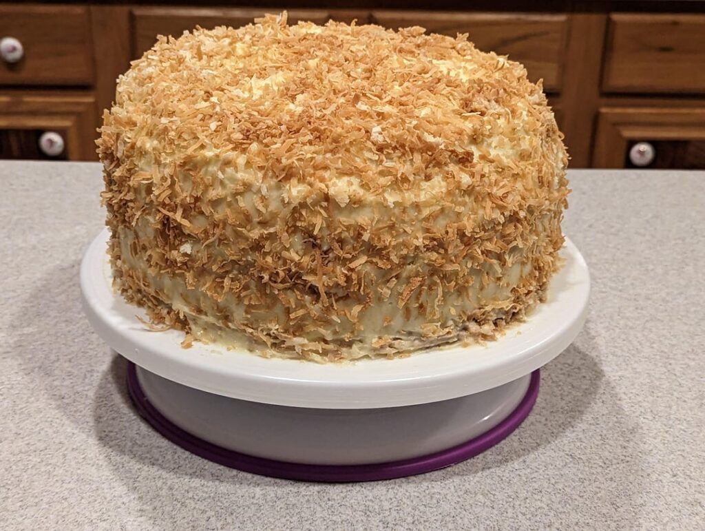 [Homemade] My Attempt at Coconut Cake for Ma's Birthday