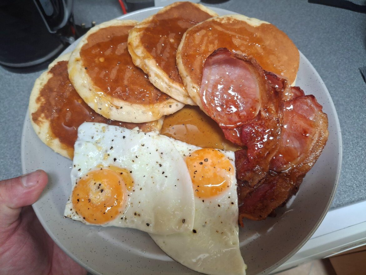 After last night's full English tea, I'm having an American breakfast