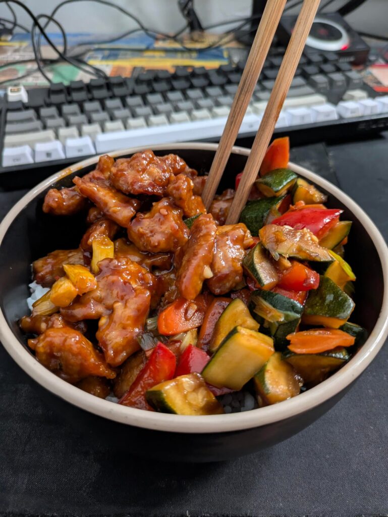 Pork in 'brown sauce' with super garlicky veggies