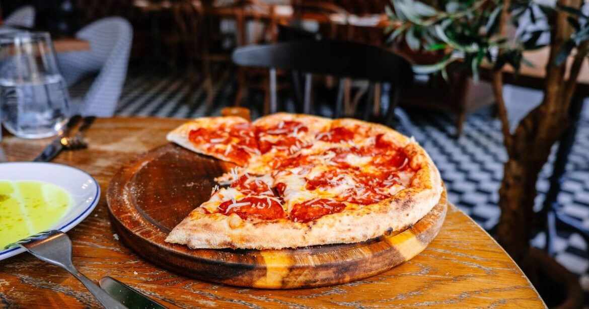 Popular Italian bistro chain files for Chapter 11 bankruptcy as locations close Popular Italian bistro chain files for Chapter 11 bankruptcy as locations close