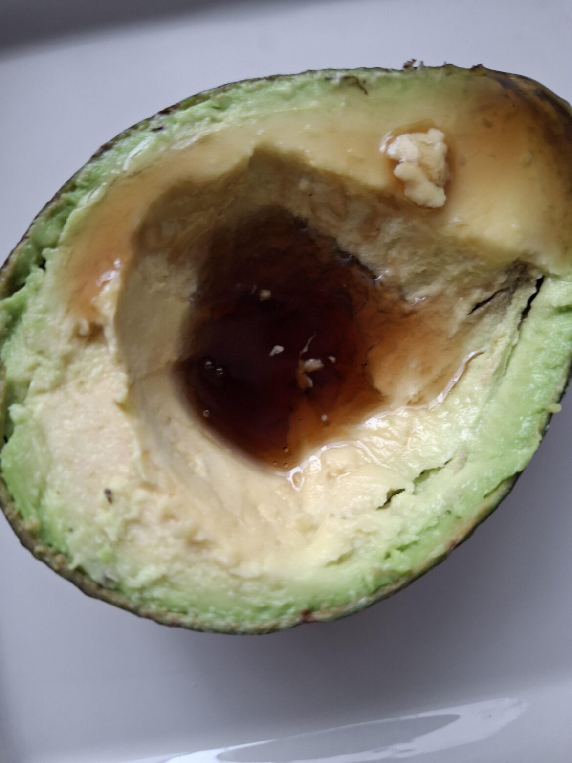 Got my sister's permission to post her avocado & pomegranate syrup snack