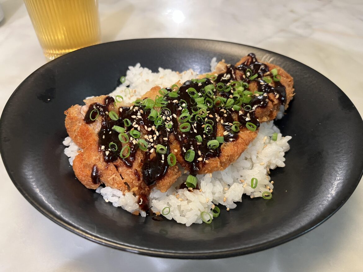 Nagoya-style miso katsudon