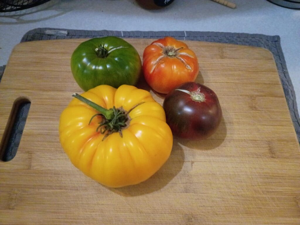 Armenian Gold, Russian Green, Black Krim