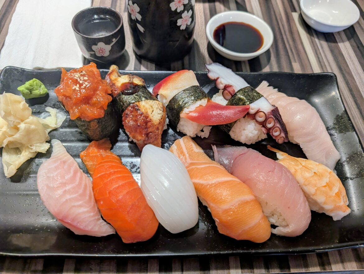 $30(Canadian)nigiri combo