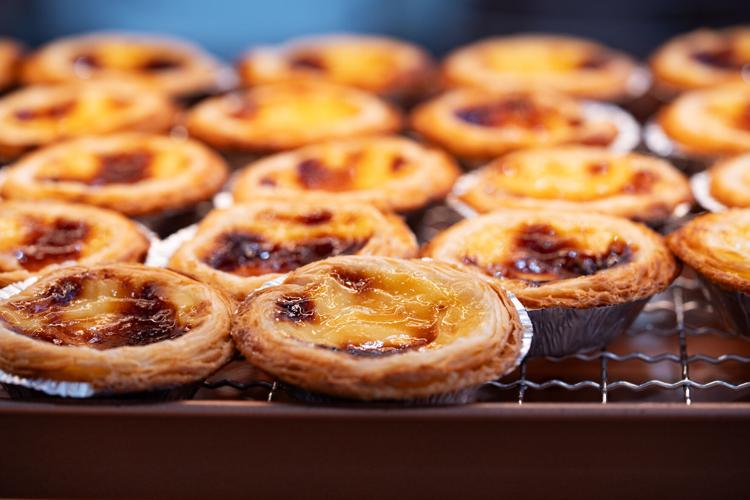 Tous Les Jours Egg tarts