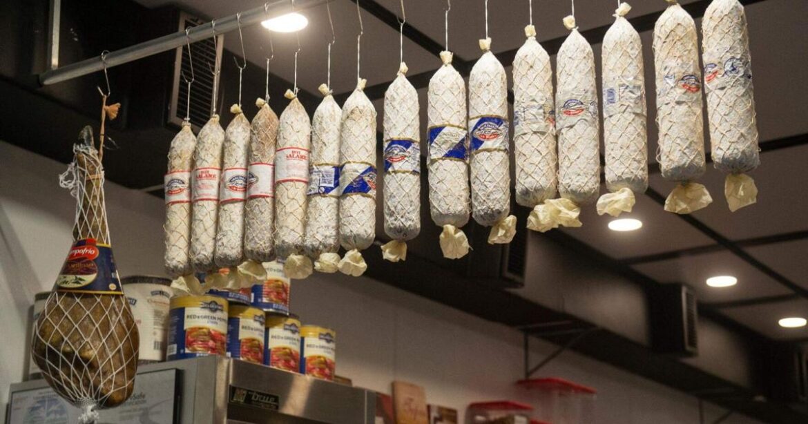 Trying Tavi's, a new Italian deli in Gulfport, MIssissippi | Where NOLA Eats