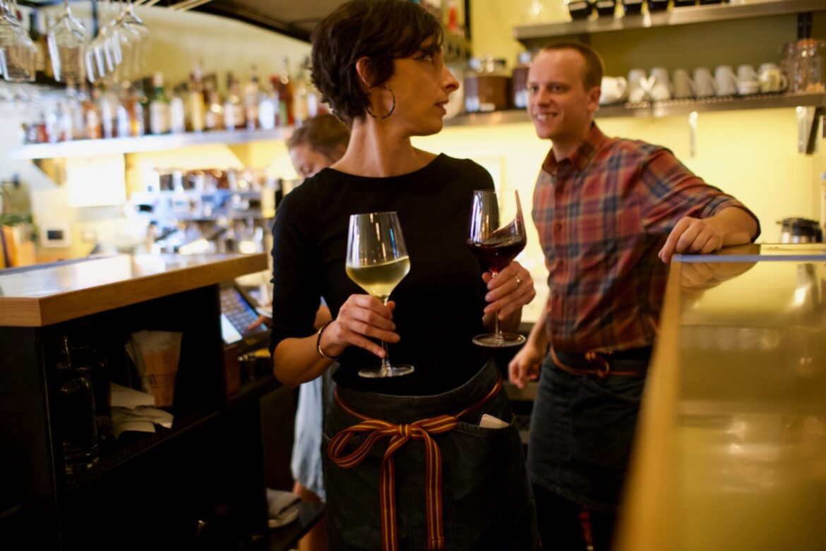 Wine Spectator names two Oregon bars to list of American favorites