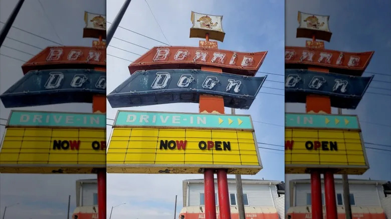 bonnie doon drivein sign