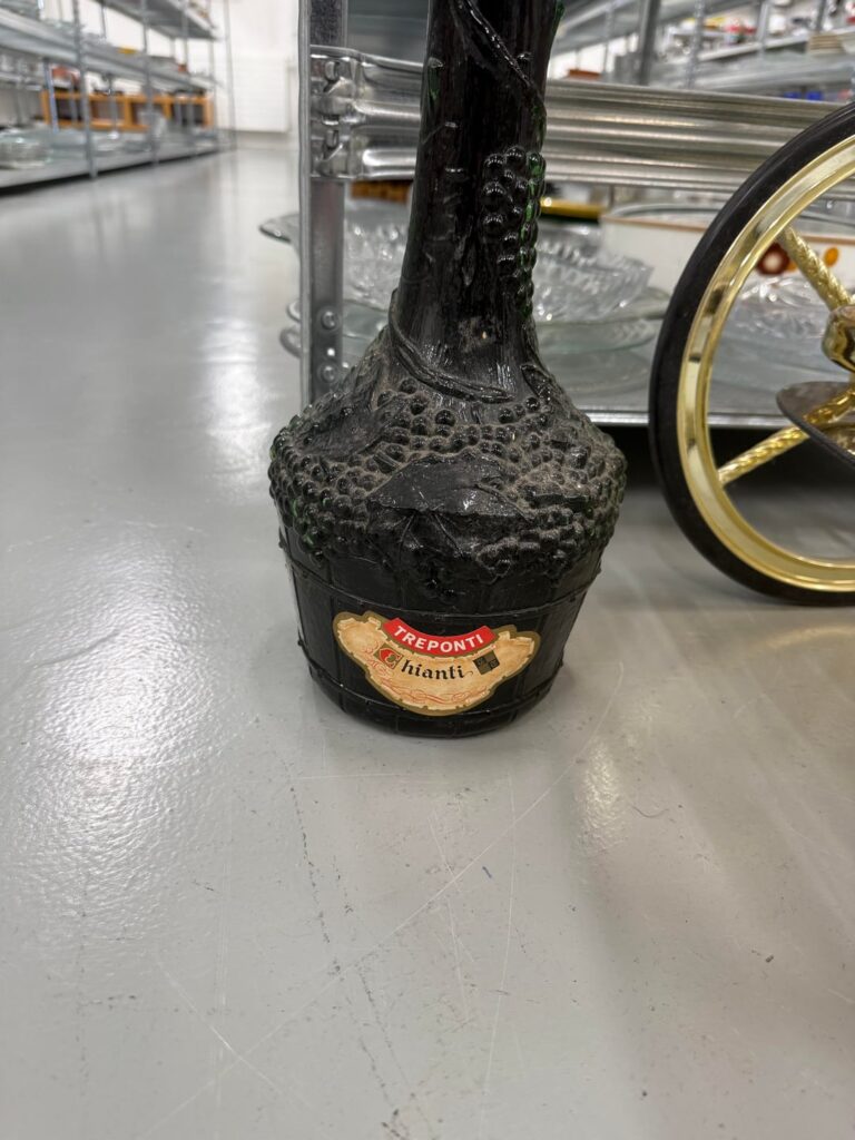 This odd bottle of Chianti! This odd bottle of Chianti!