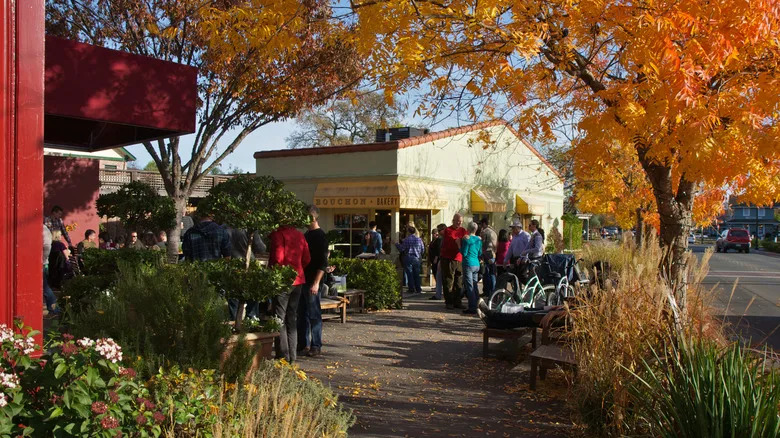 Bouchon bakery in autumn
