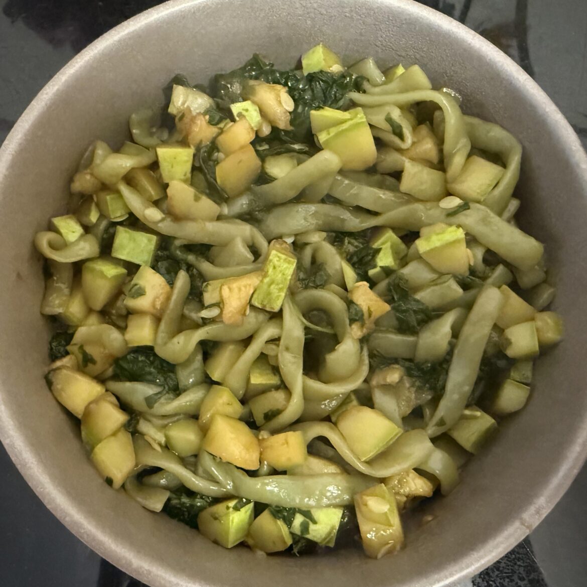 83 calories for 410 grams of food…