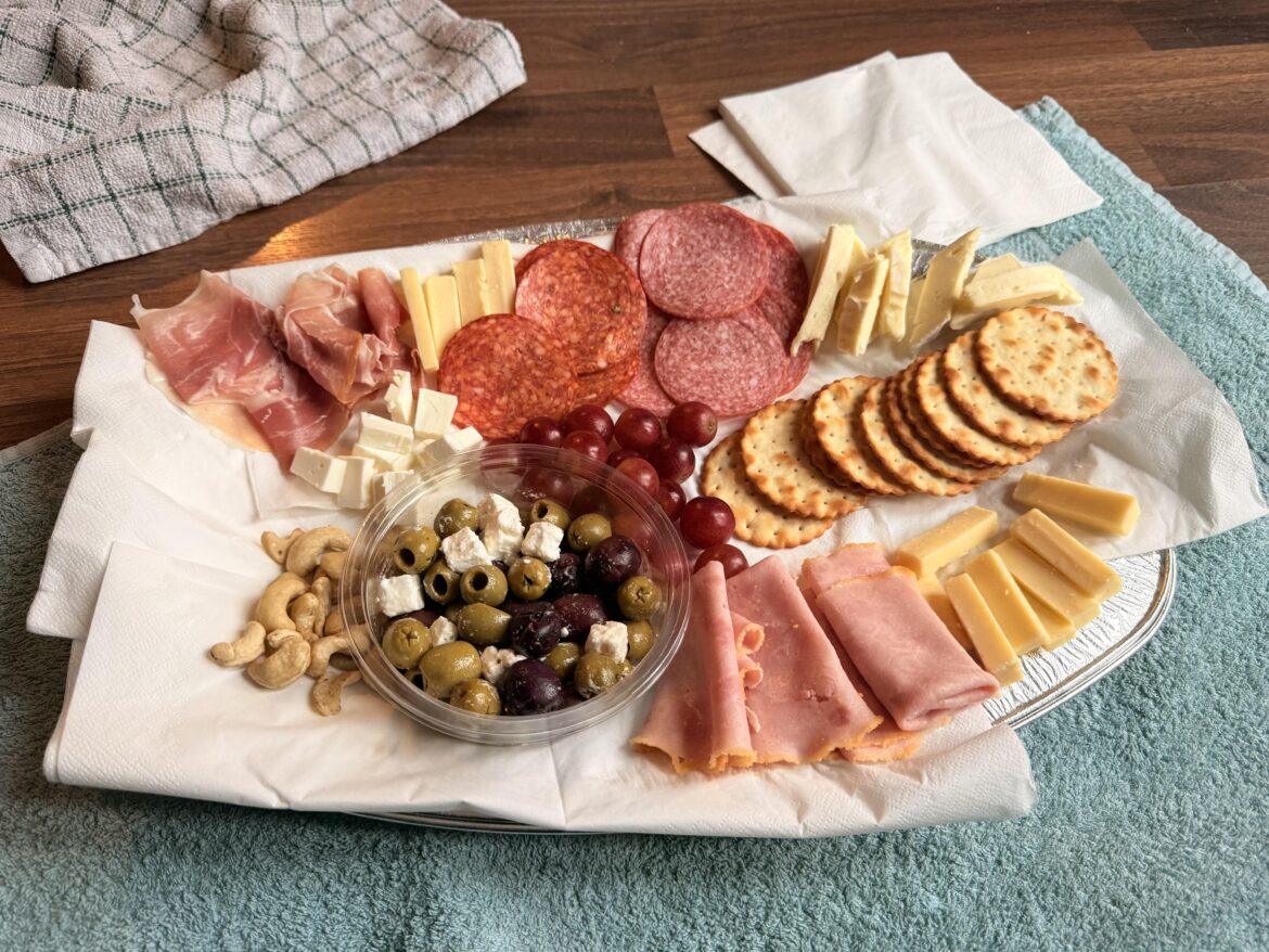 Charcuterie tray my mama made for me yesterday!! :3 absolutely DEVOURED it today!!