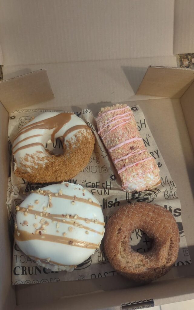 2k calories for all 4 donuts? 2k calories for all 4 donuts?